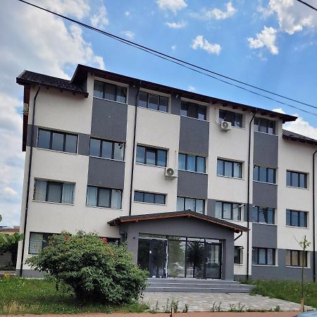 Studio Home Onesti Ngoại thất bức ảnh